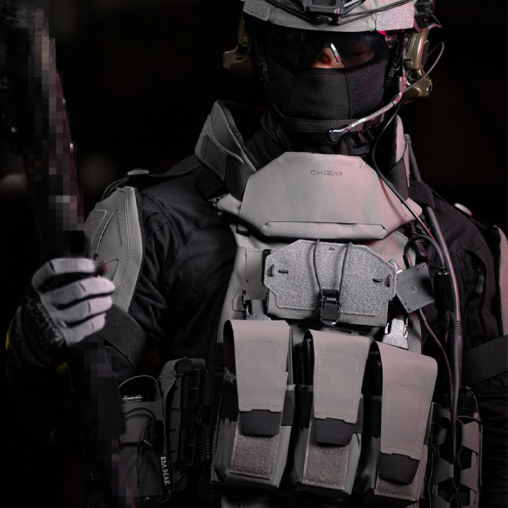 مجموعة سترة تكتيكية ذات درع ثق - مراجعة Heavy Equipment Armor وسعره