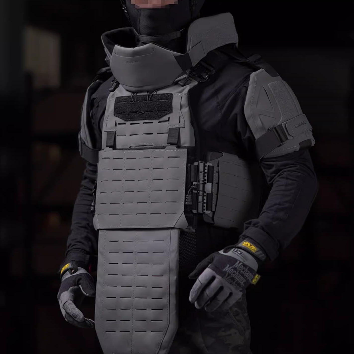 مجموعة سترات تكتيكية ثقيلة - م - مراجعة Heavy Equipment Armor وسعره